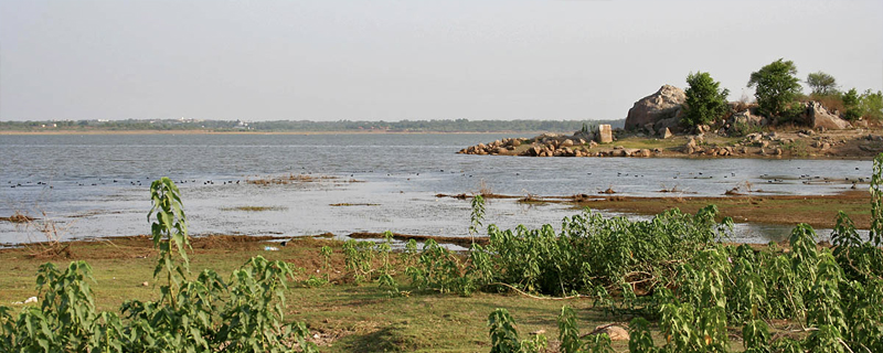 Himayat Sagar Lake 